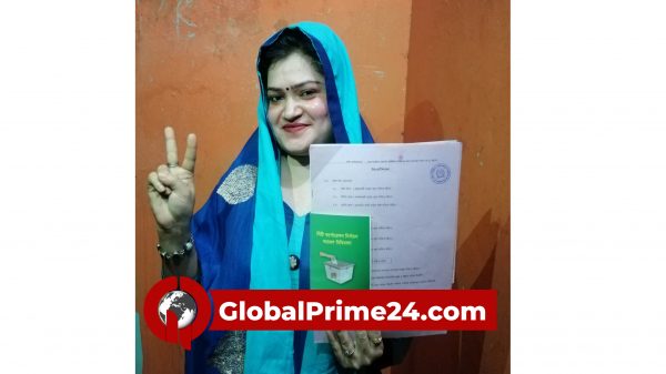 নাসিক নির্বাচনের ফরম সংগ্রহ নূর হোসেনের বান্ধবী সেই নীলার