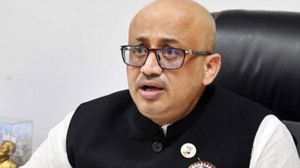 তথ্য ও সম্প্রচার প্রতিমন্ত্রী মুরাদ হাসানের পদত্যাগপত্র